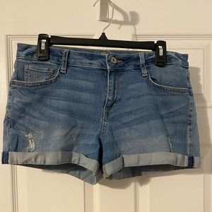 American Eagle Slightly Ripped Jean Shorts